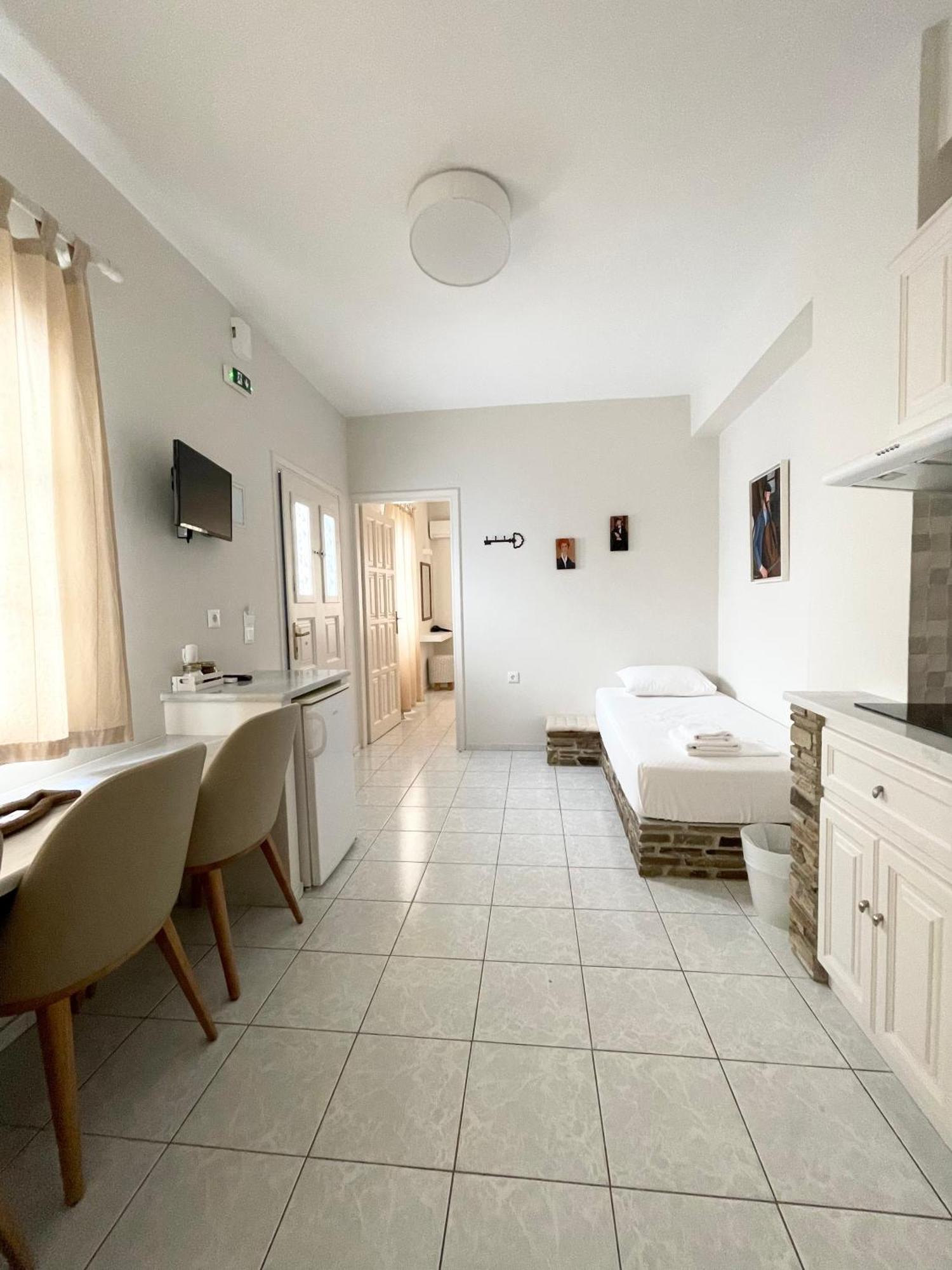 Manto Apartments Wyspa Wyspa Tinos Zewnętrze zdjęcie